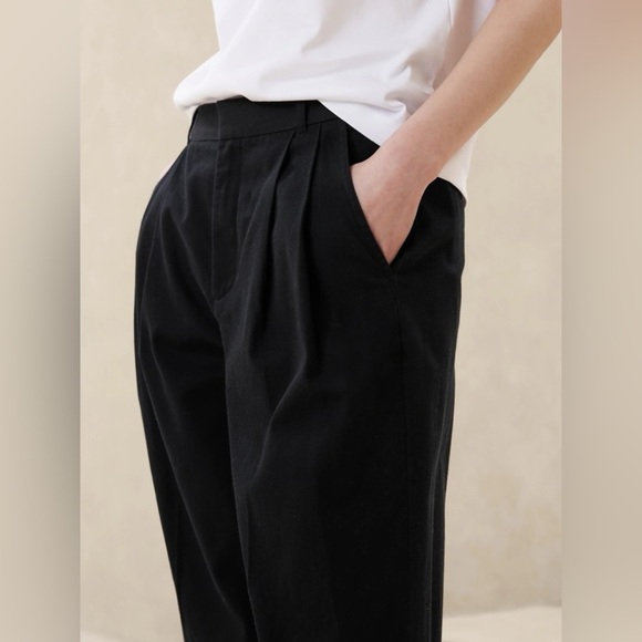 NWT! Banana Republic Women’s Black Pleated Trouser - Multiple Sizes 💛 - Picture 4 of 5